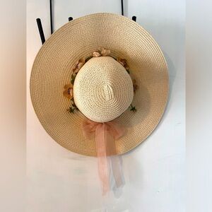 Sun Hat beige with flowers